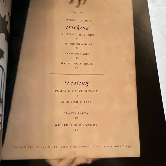 Vtg HALLOWEEN The Best of Martha Stewart Living Paperback Book 2001 1st Edition - Picture 8 of 16